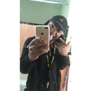 Meet your Posher, Aaron